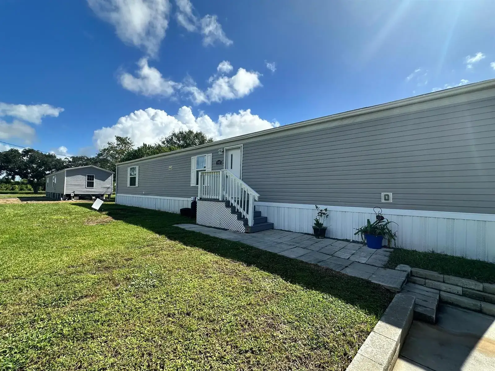 5945 SE 95th Trail Trail, Okeechobee FL 34974 photo 2