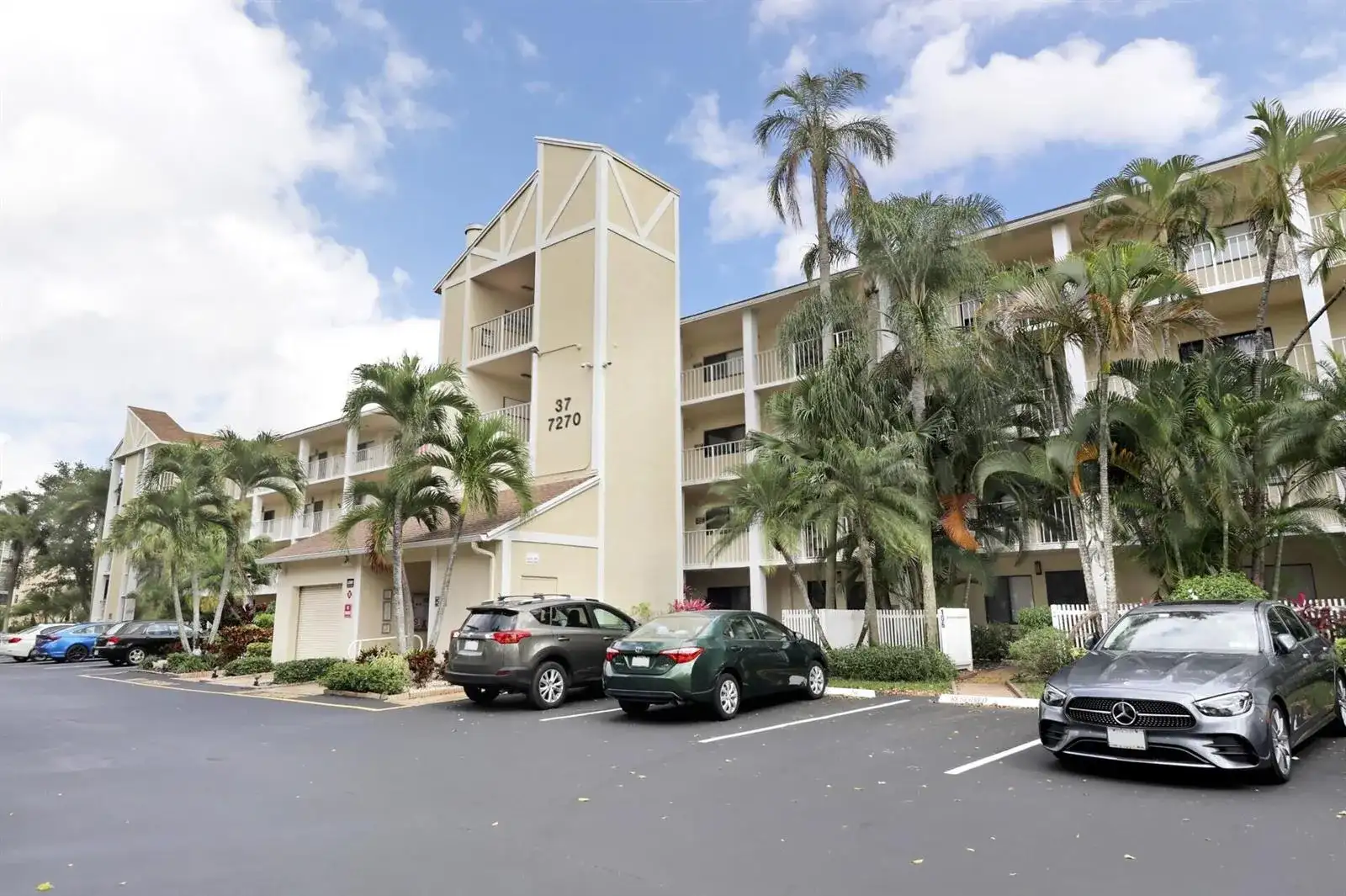 7270 Ashford Place # 106, Delray Beach FL 33446 photo 3
