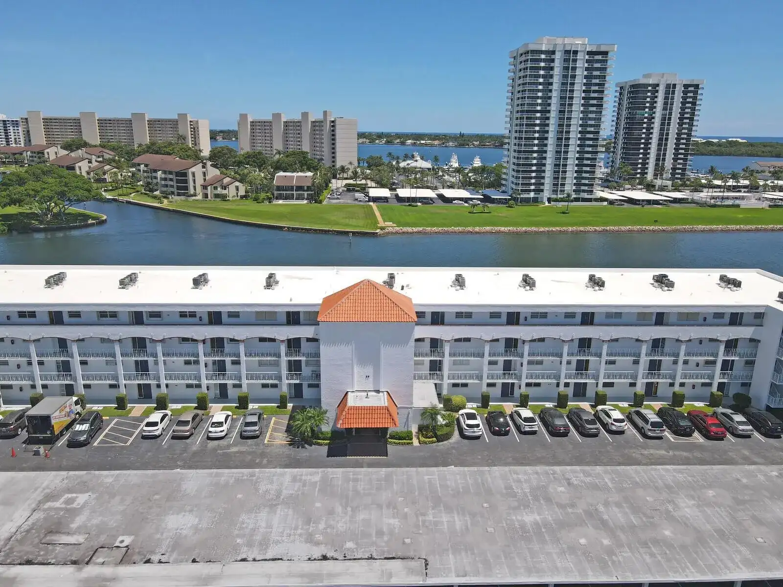 20 Yacht Club Drive # 403, North Palm Beach FL 33408 photo 2