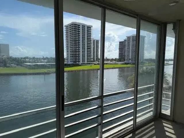 20 Yacht Club Drive # 403, North Palm Beach FL 33408 photo 5