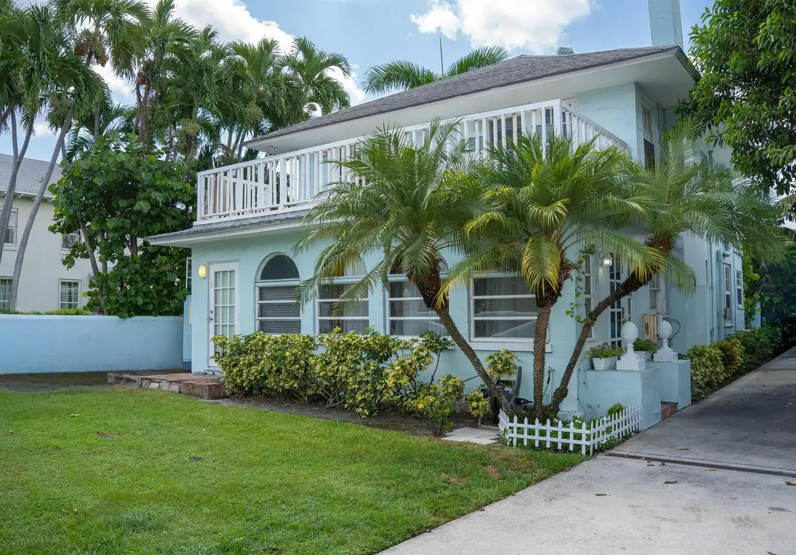 264 Seminole Avenue, Palm Beach FL 33480 photo 4