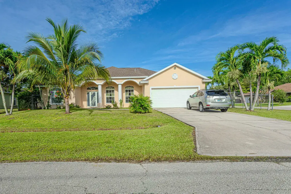 1518 SW Hutchins Street, Port St. Lucie FL 34983