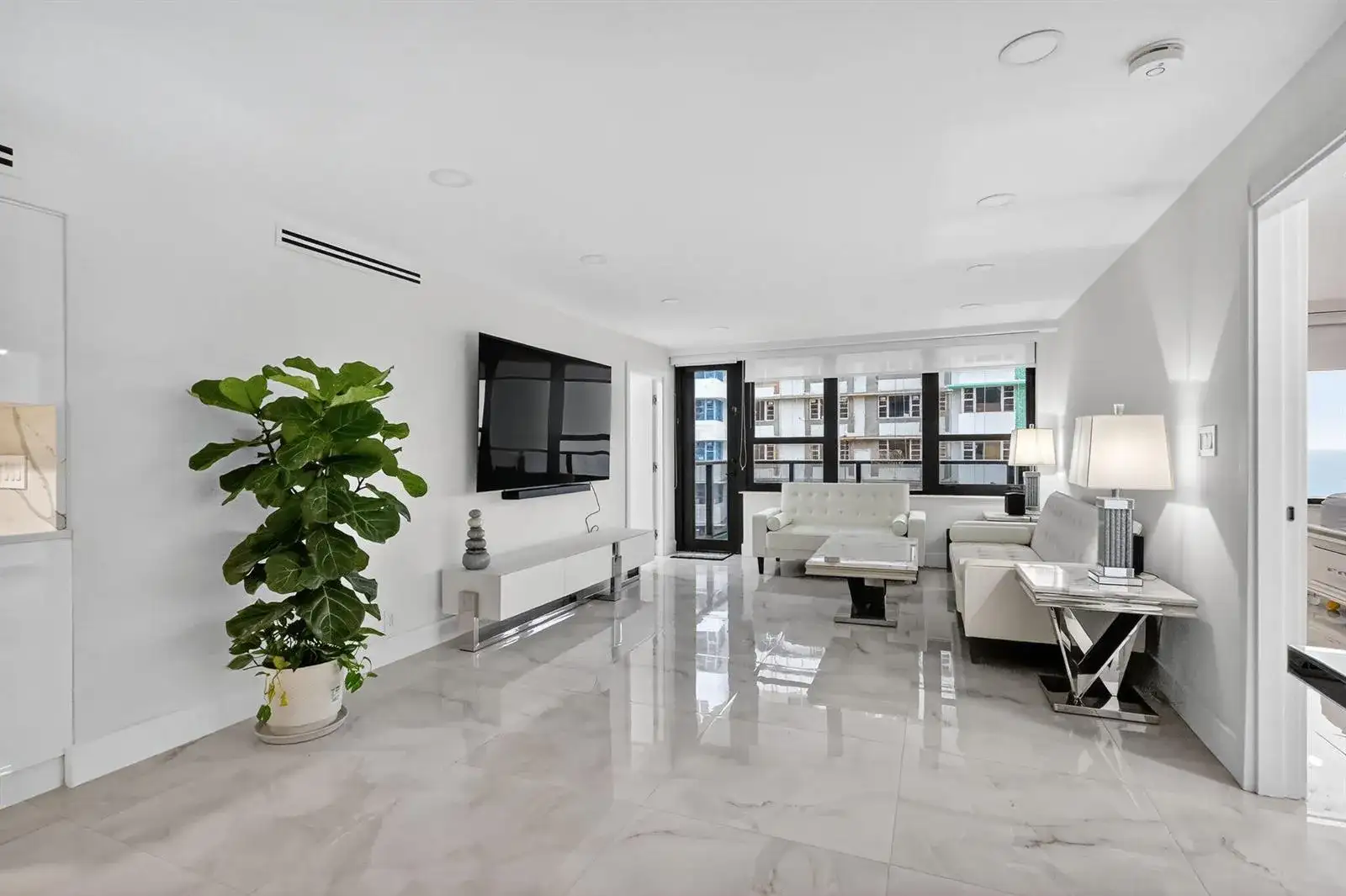5225 Collins Avenue # 1408, Miami Beach FL 33140 photo 2