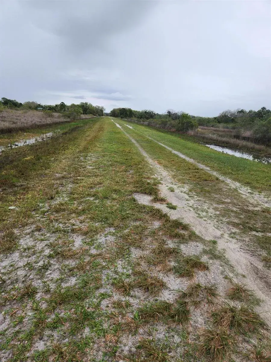 15679 NW 296th Street, Okeechobee FL 34972