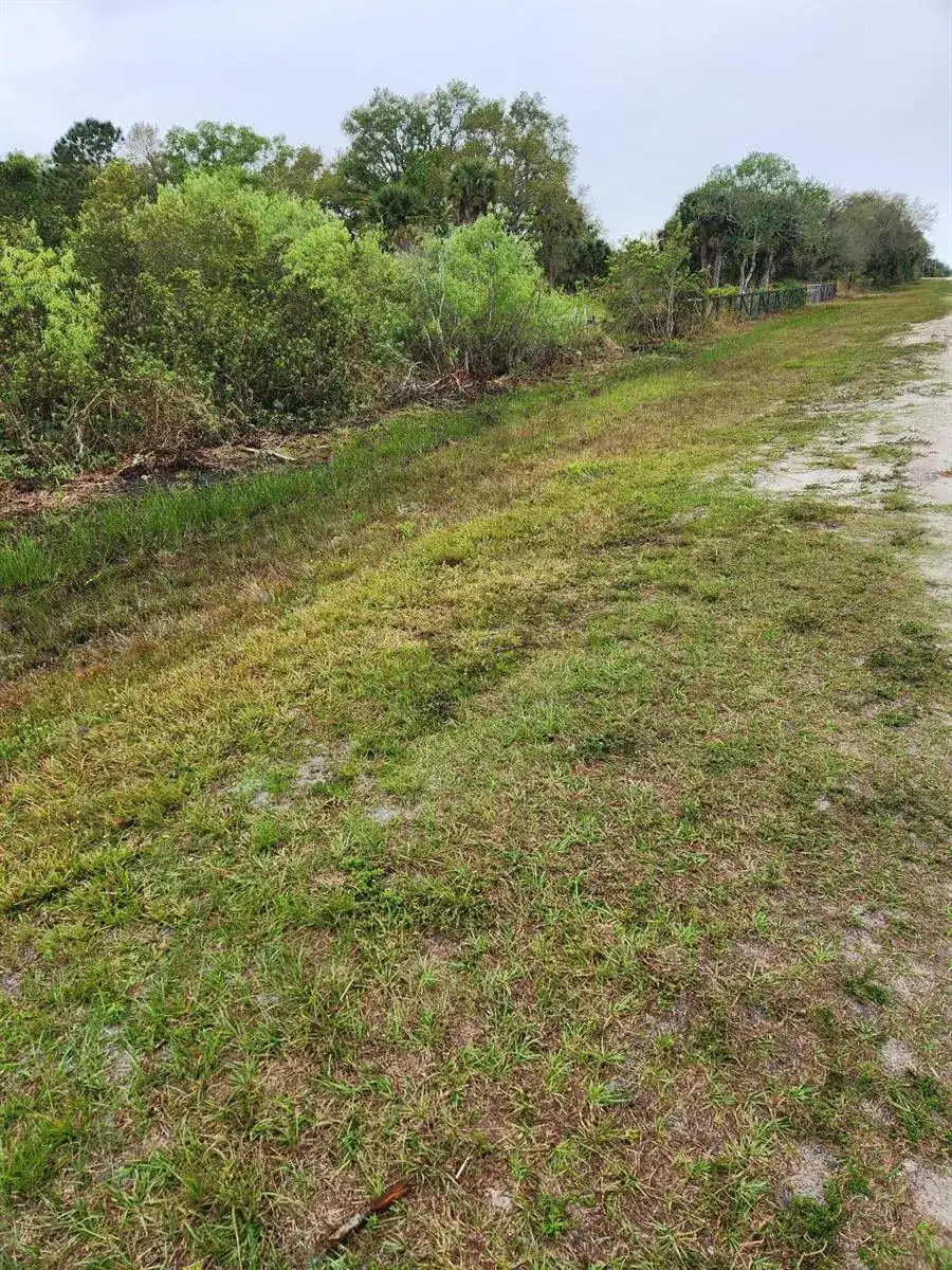 15679 NW 296th Street, Okeechobee FL 34972 photo 3