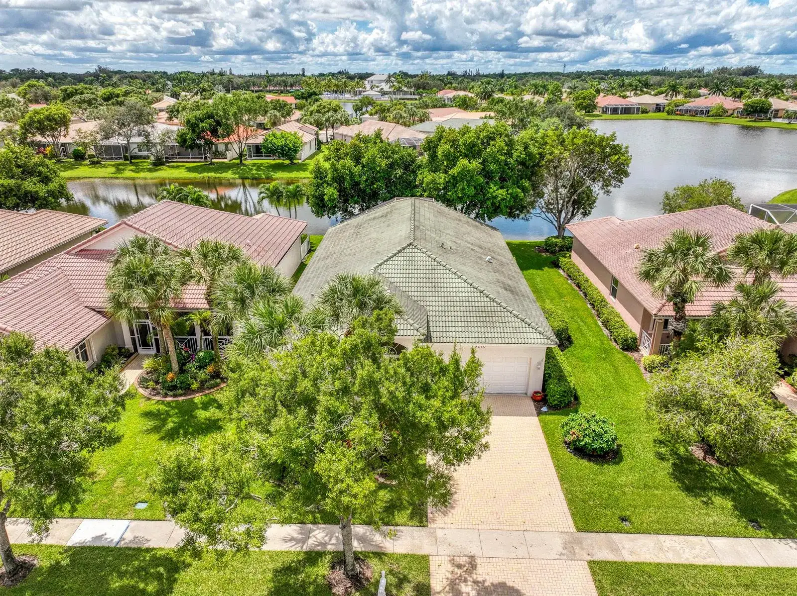 9270 Heron Cove Drive, West Palm Beach FL 33411 photo 2