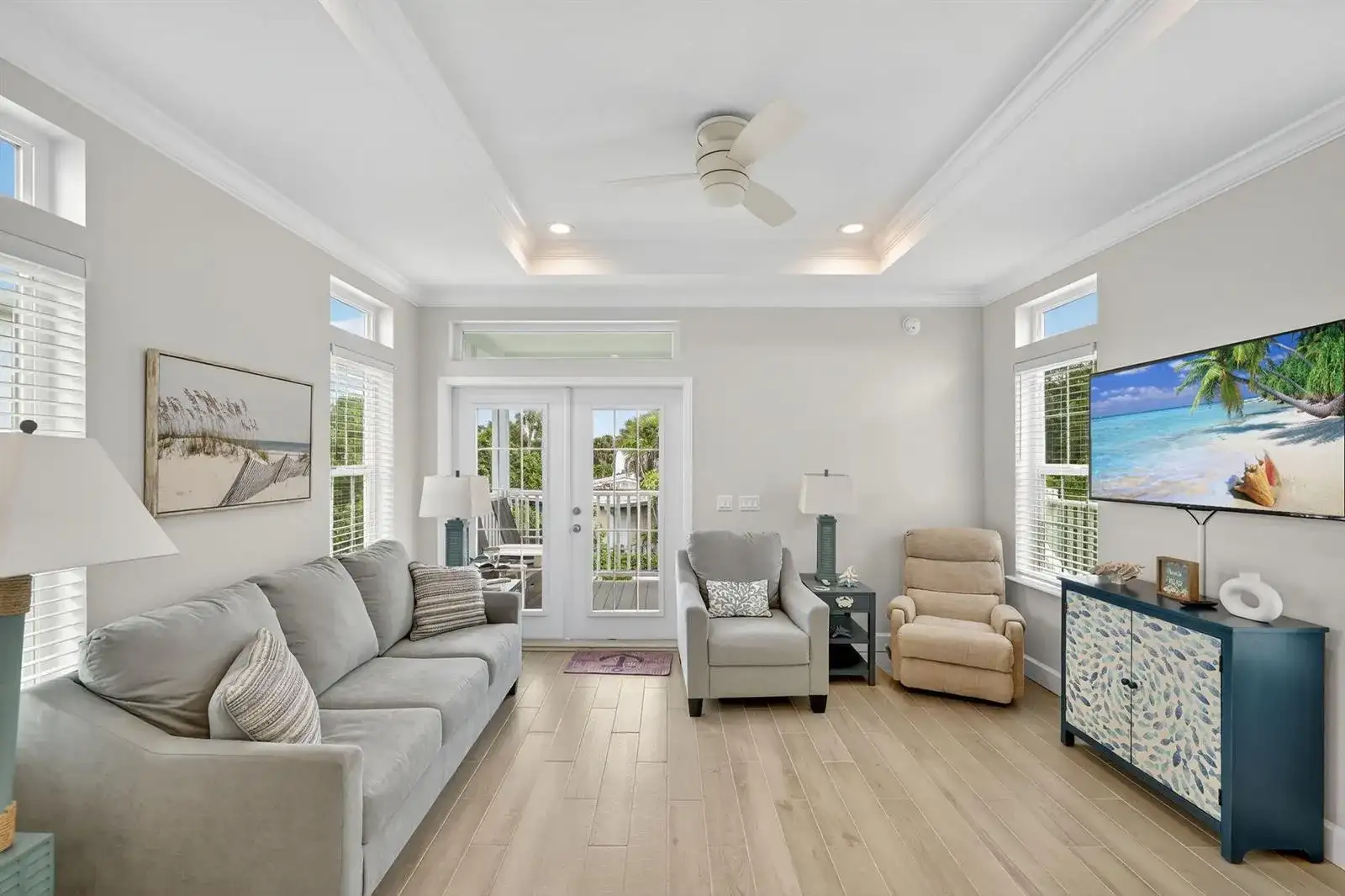 300 NE Coastal Drive, Jensen Beach FL 34957 photo 2