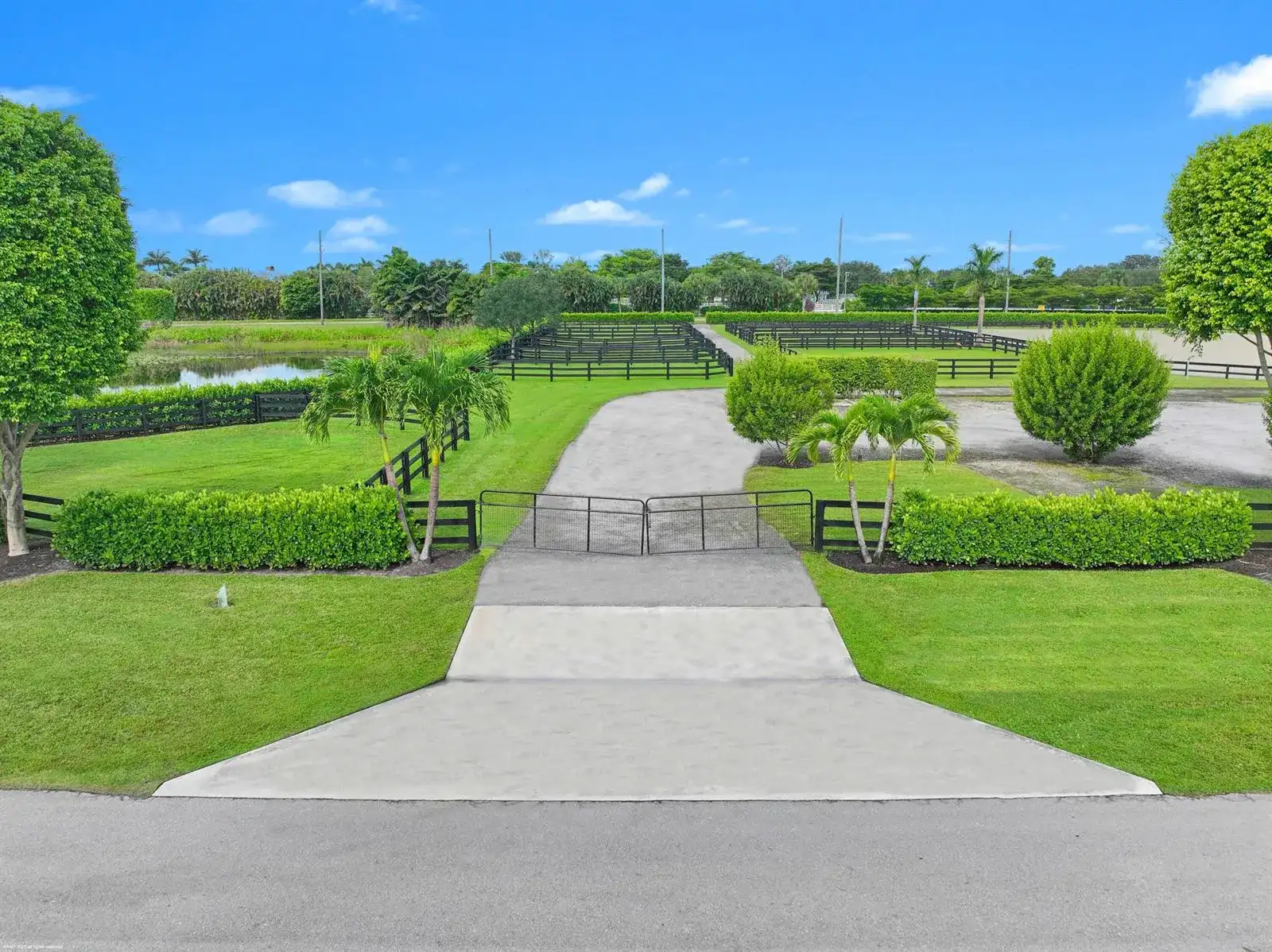 3899 Shutterfly Way, Wellington FL 33414 photo 2
