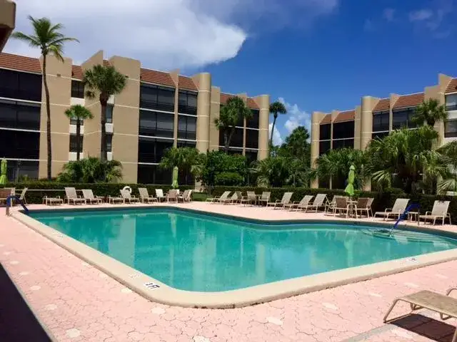 3492 NE Causeway Boulevard # 103, Jensen Beach FL 34957