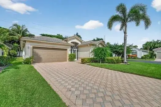 10299 Utopia Circle W, Boynton Beach FL 33437 photo 2