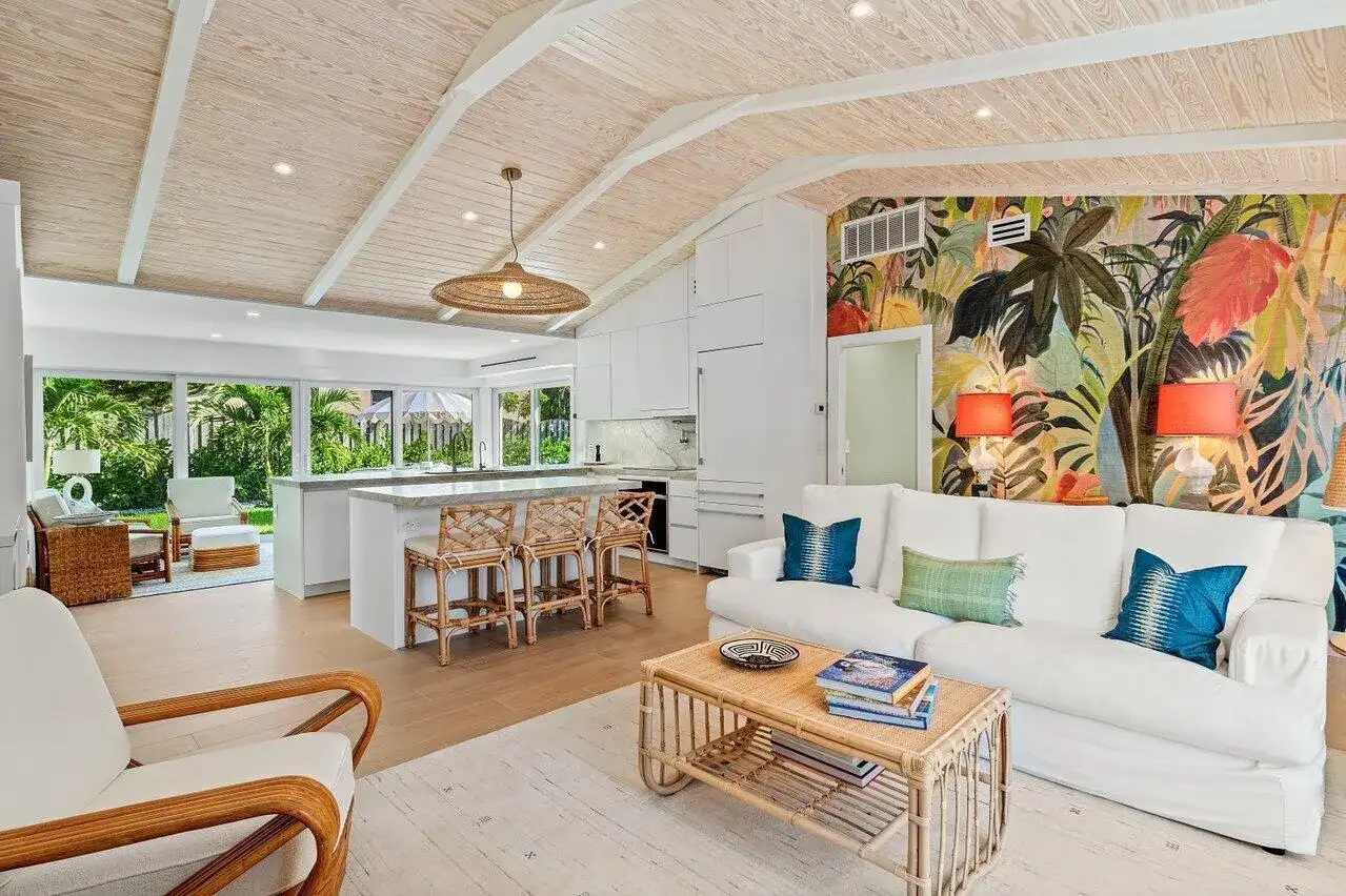 11 Hersey Drive, Ocean Ridge FL 33435