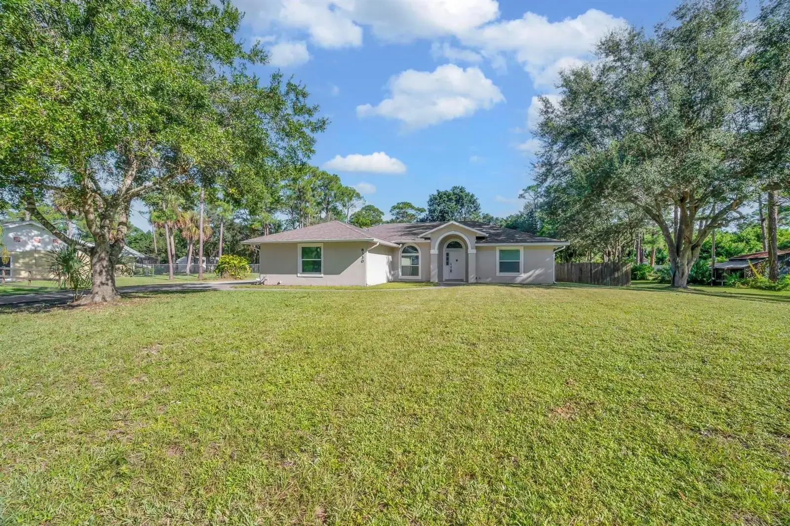 8330 Hidden Pines Road, Fort Pierce FL 34945 photo 2