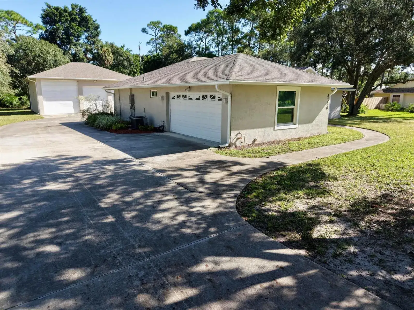 8330 Hidden Pines Road, Fort Pierce FL 34945 photo 4