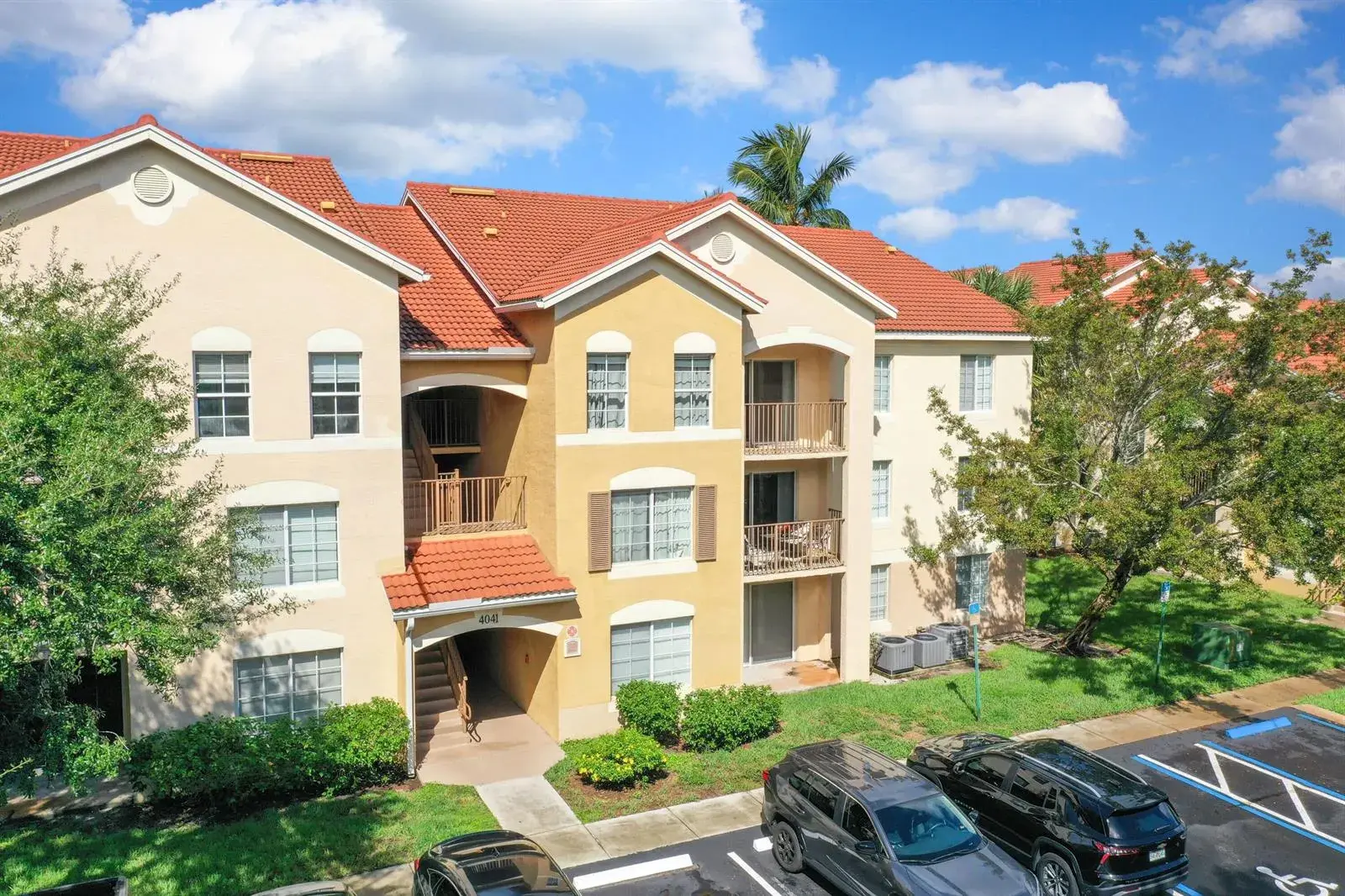4041 San Marino Boulevard # 307, West Palm Beach FL 33409