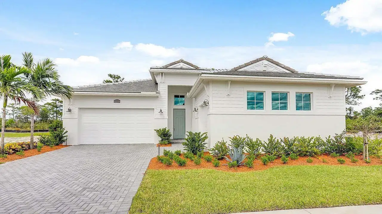 2301 SE Canopy Cove Lane, Port St. Lucie FL 34984 photo 3