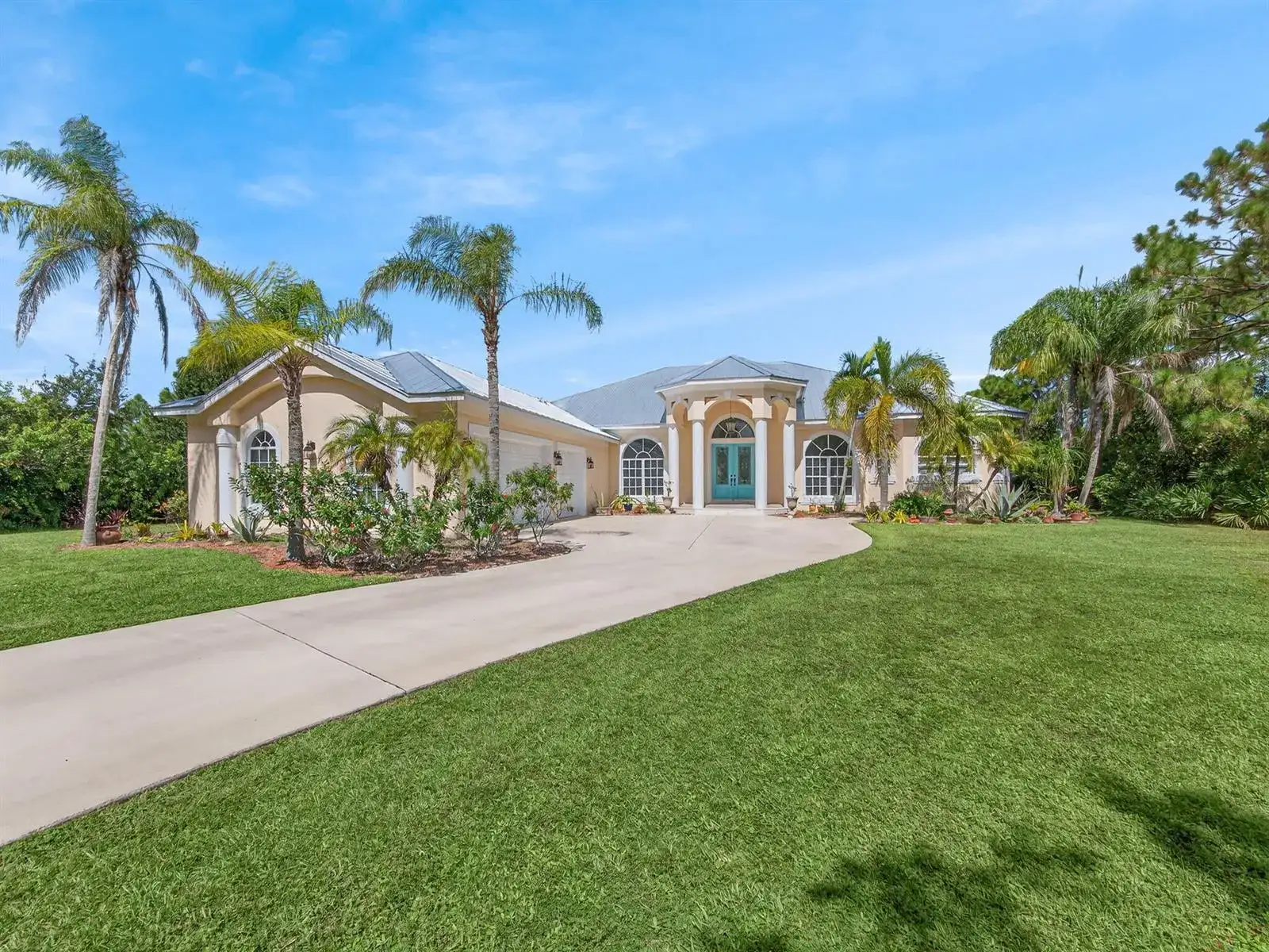 7820 SW Saddlebrook Drive, Port St. Lucie FL 34986 photo 2