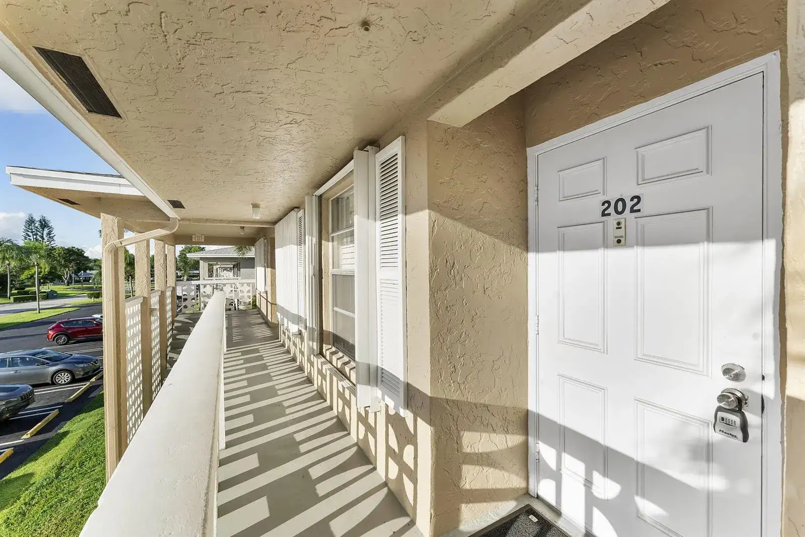 1050 Citrus # 202, Delray Beach FL 33445 photo 2