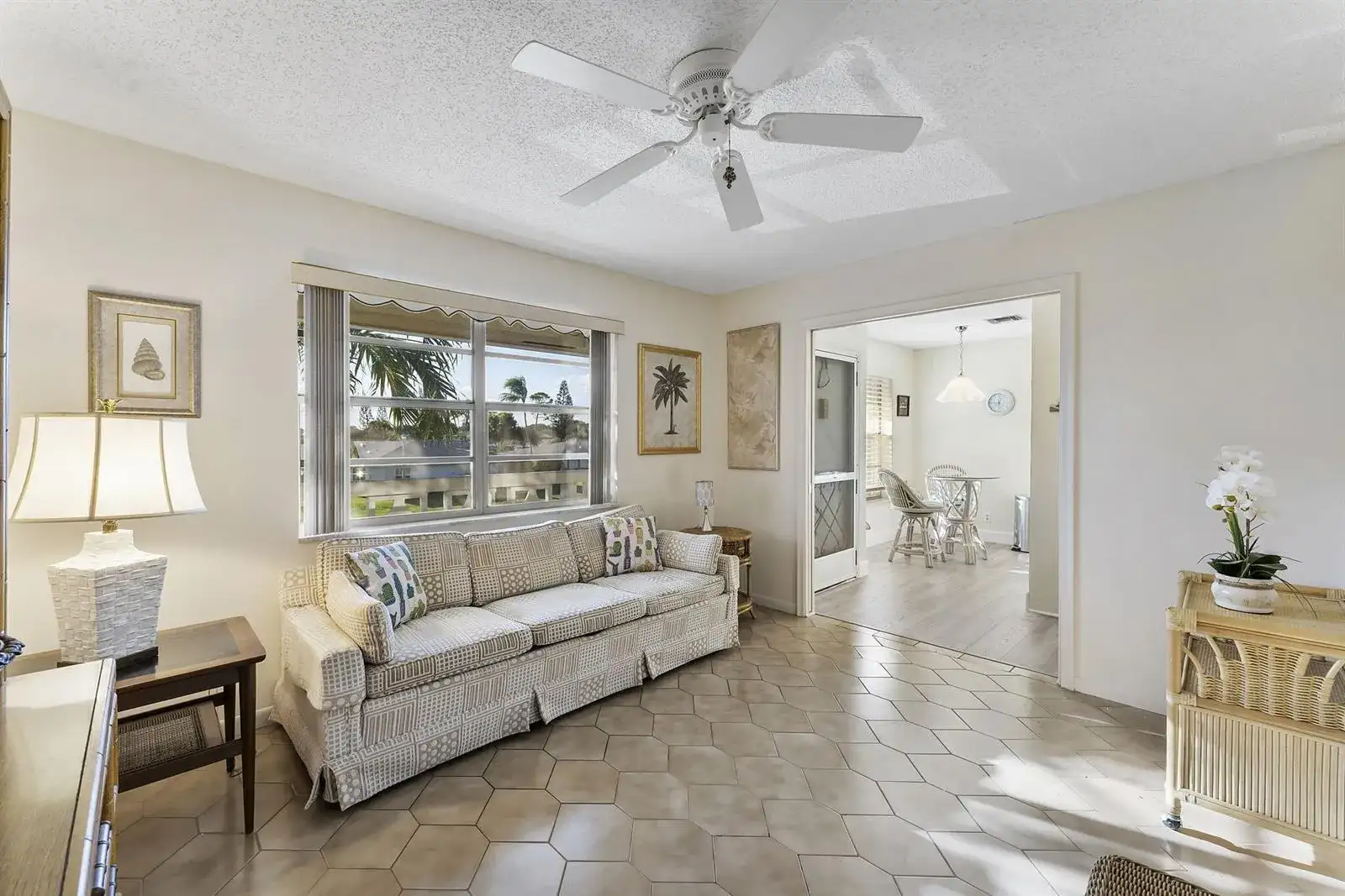 1050 Citrus # 202, Delray Beach FL 33445 photo 5
