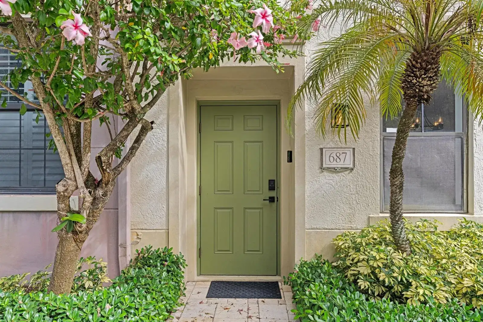 687 Hibiscus Street, West Palm Beach FL 33401 photo 3