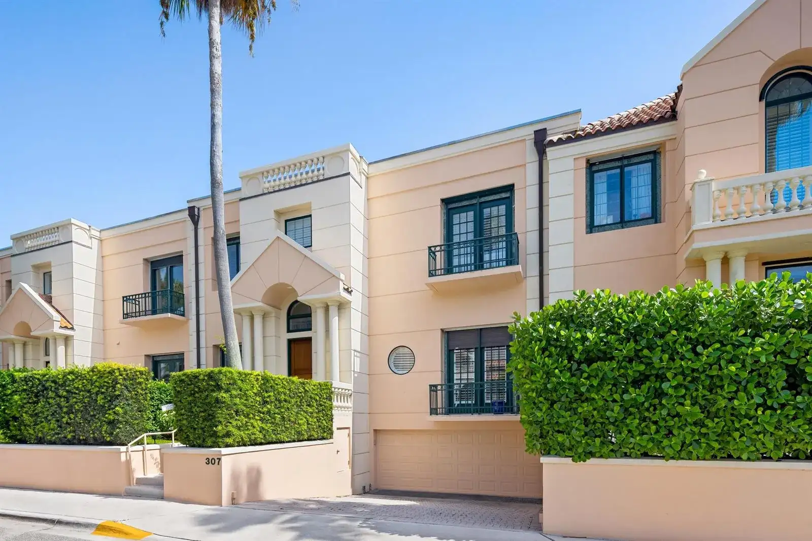 307 Everglade Avenue, Palm Beach FL 33480 photo 4