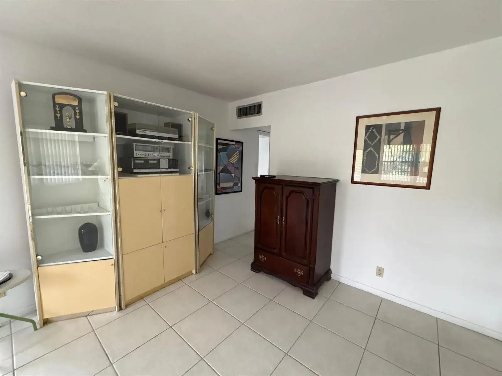 144 Norwich F, West Palm Beach FL 33417 photo 4