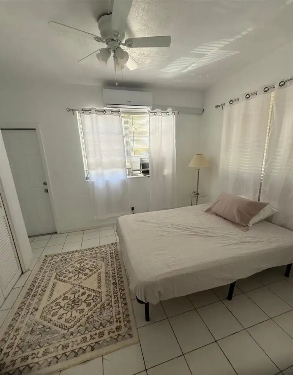 105 NE 16th Terrace, Fort Lauderdale FL 33301