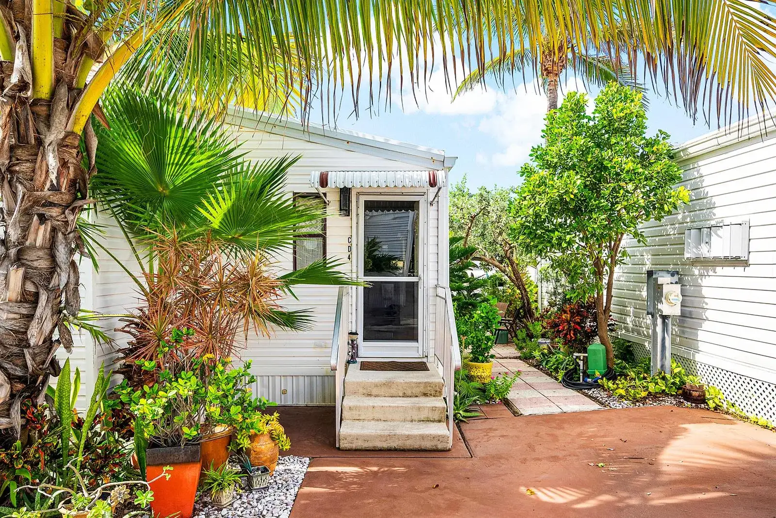 4 East Cedar Drive, Briny Breezes FL 33435 photo 2