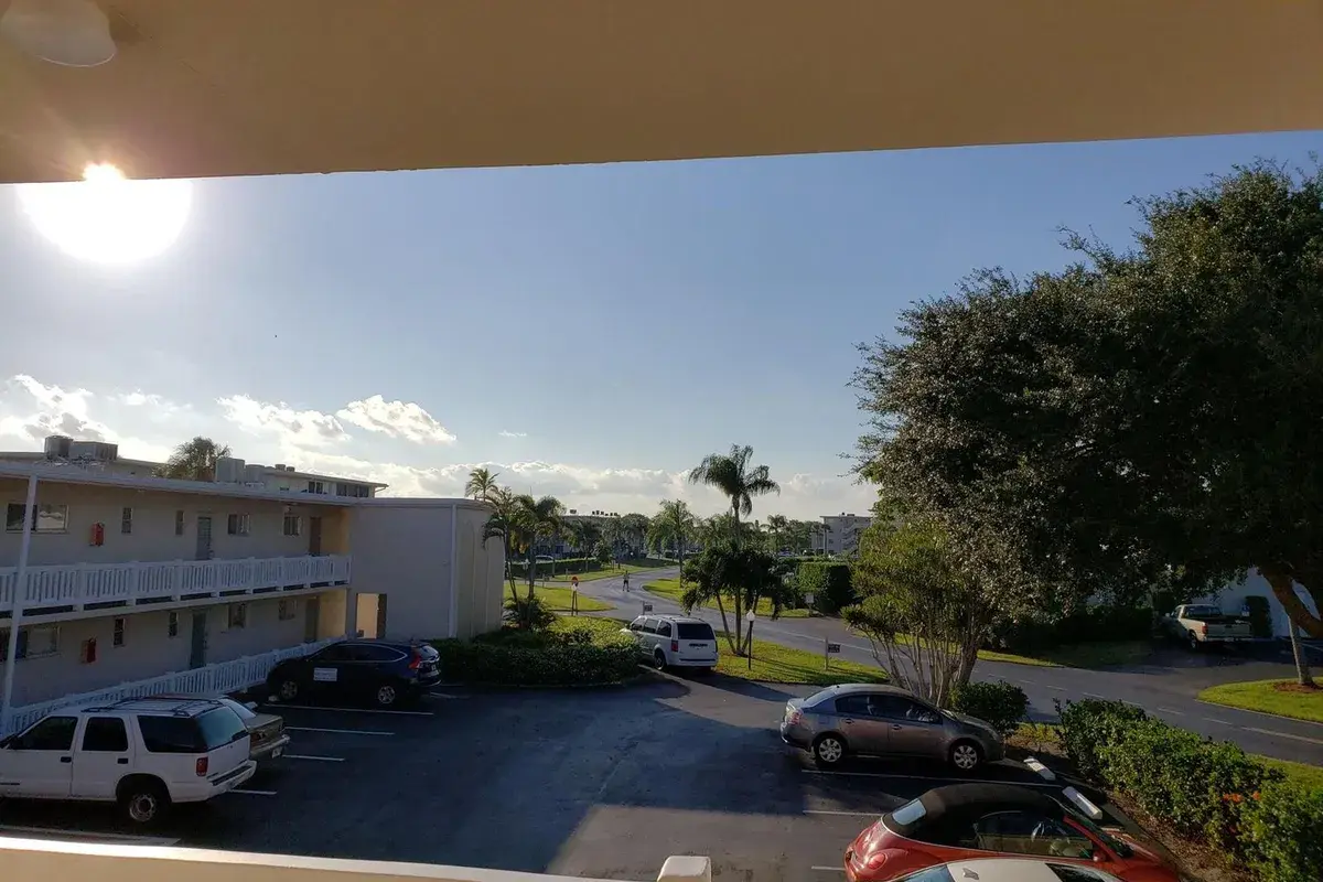 2534 Garden Drive S # 202, Lake Worth FL 33461