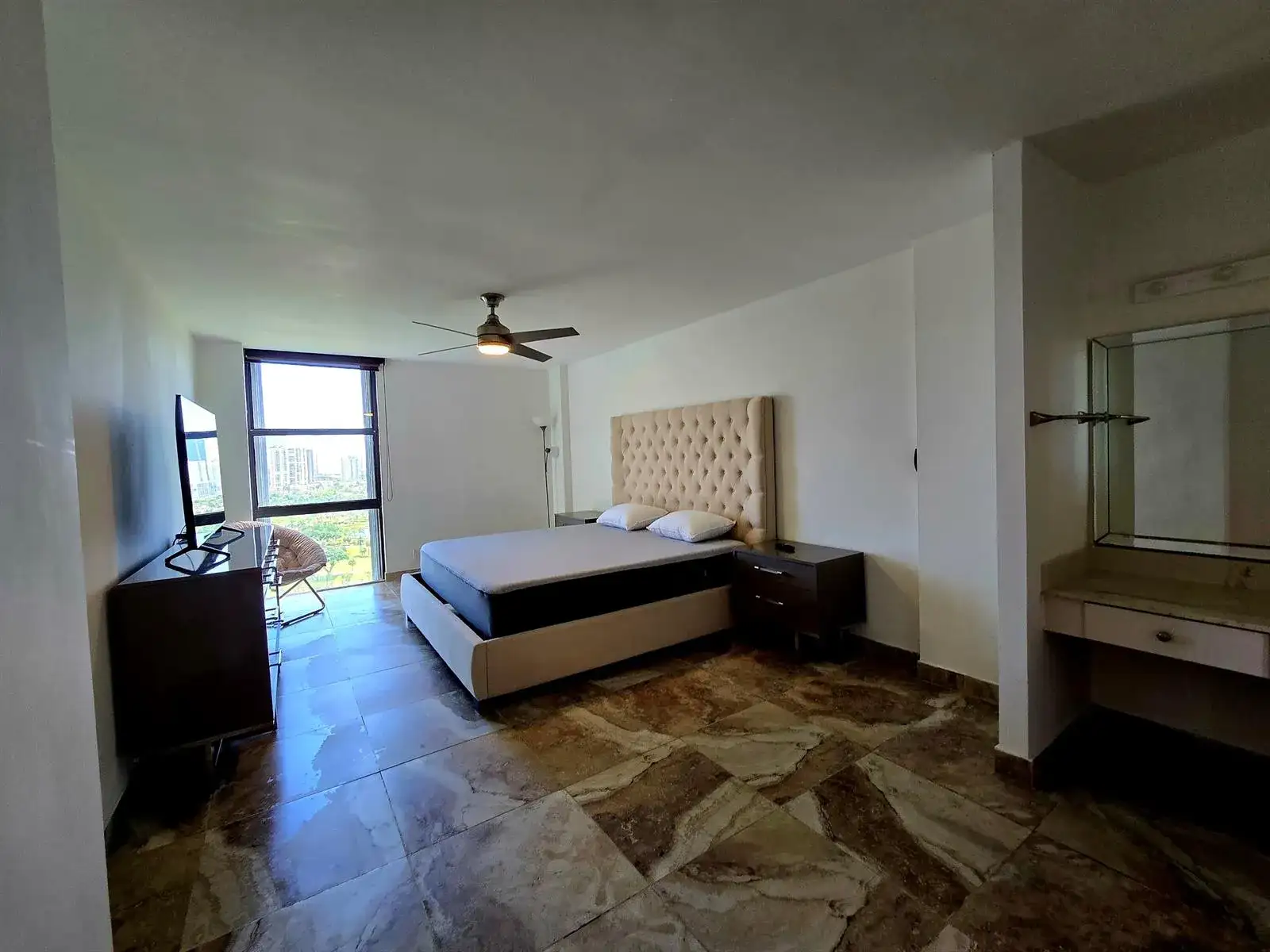 20335 W Country Club Drive # 2208, Aventura FL 33180 photo 3