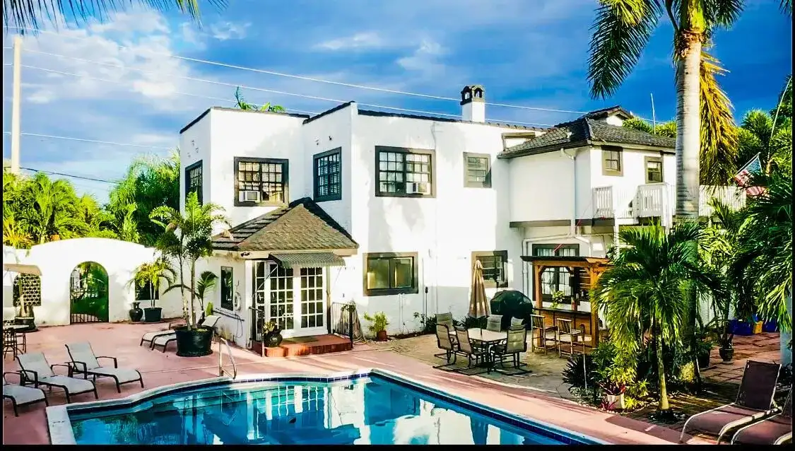 701 W Ocean Avenue, Boynton Beach FL 33426 photo 2