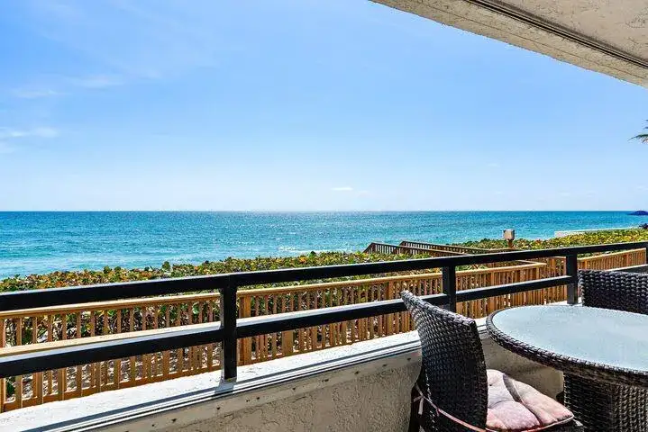 3560 S Ocean Boulevard # 200, South Palm Beach FL 33480