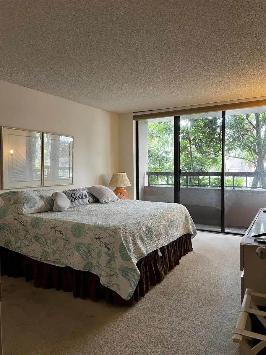 4702 Fountains Drive # 207, Lake Worth FL 33467 photo 4