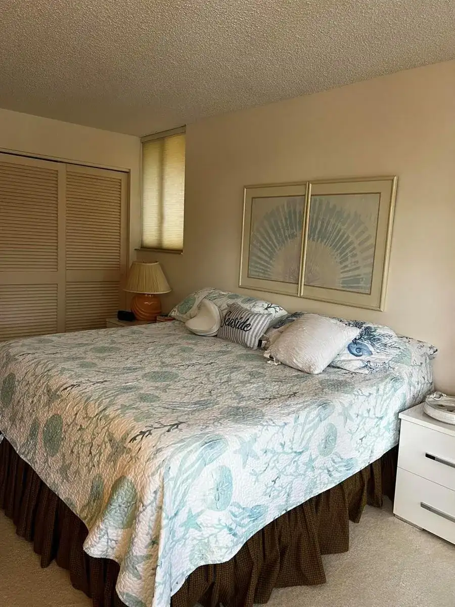 4702 Fountains Drive # 207, Lake Worth FL 33467 photo 5