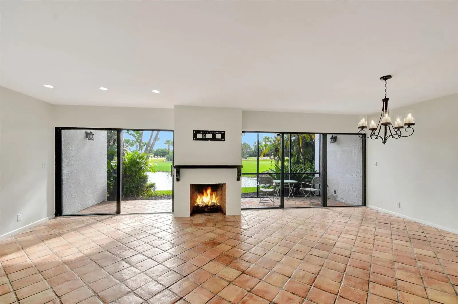 1906 Presidential Way # c, West Palm Beach FL 33401