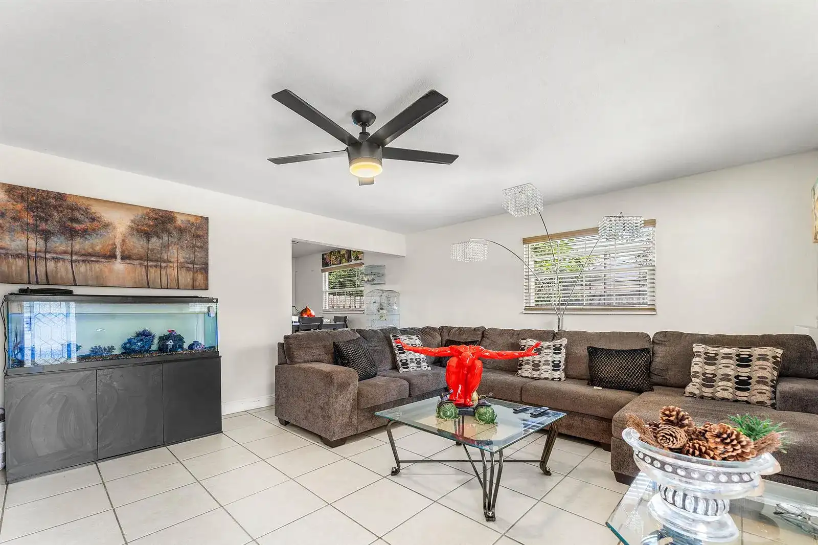 2907 Apalachee Road, Palm Springs FL 33406 photo 4