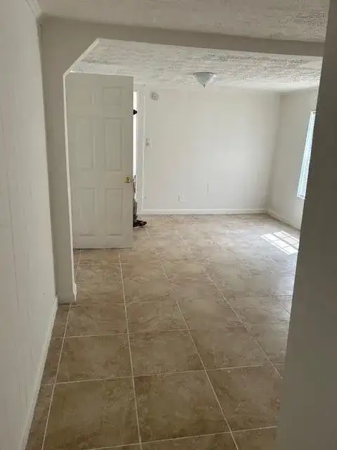 1400 Hernando Drive, Tallahassee FL 32304 photo 3