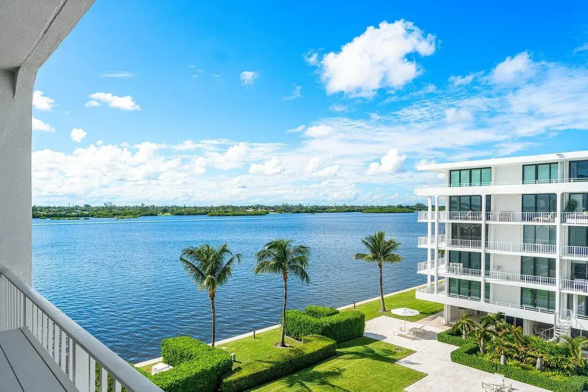 2784 S Ocean Boulevard # 403s, Palm Beach FL 33480