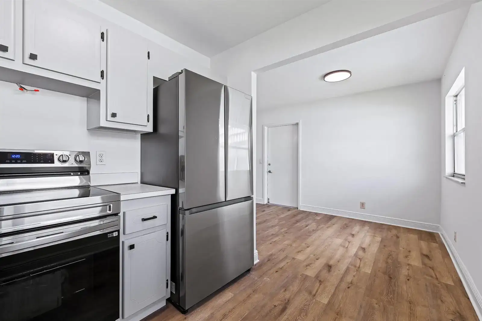 613 Monaco M, Delray Beach FL 33446 photo 2