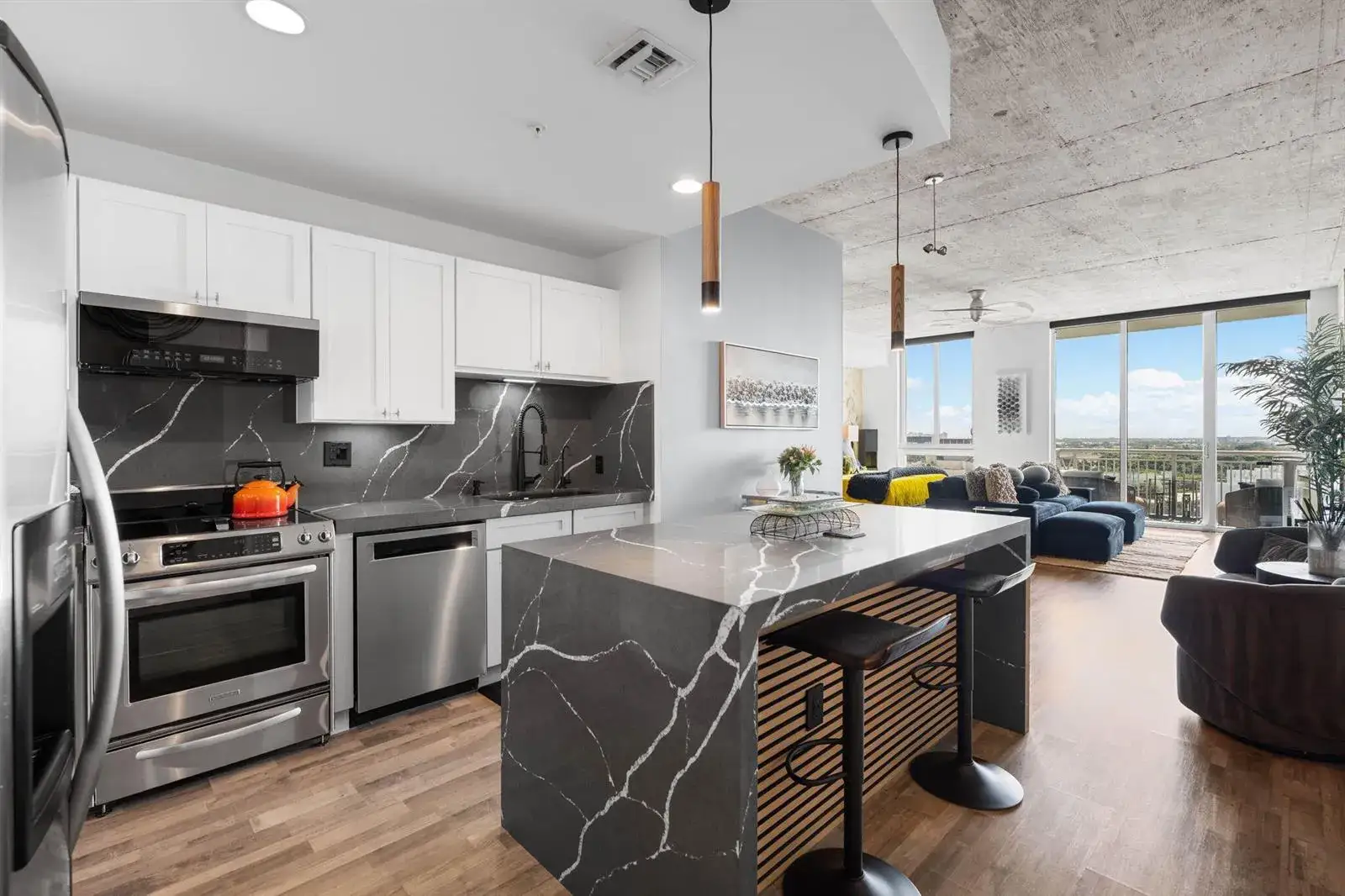 300 S Australian Avenue # 1515, West Palm Beach FL 33401