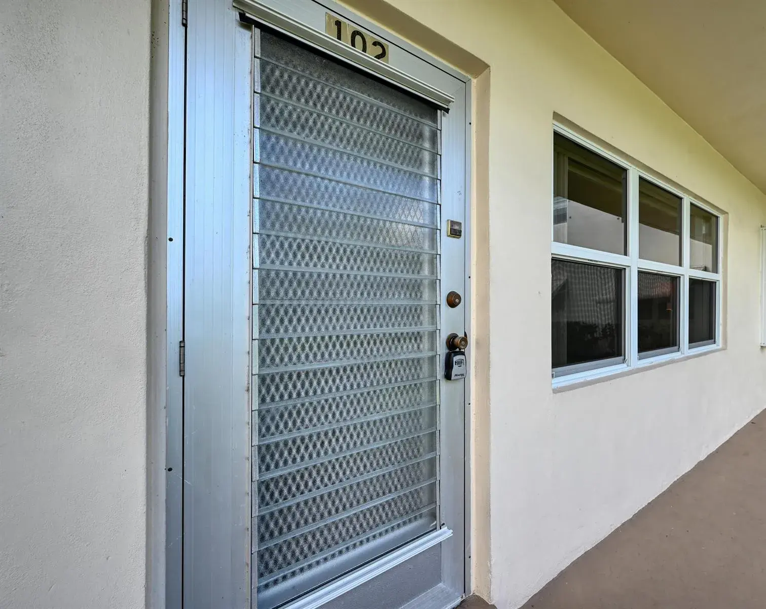 102 Coventry E # 102, West Palm Beach FL 33417