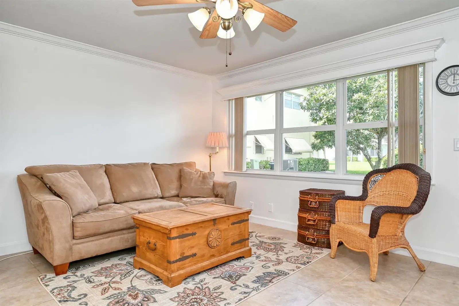 102 Coventry E # 102, West Palm Beach FL 33417