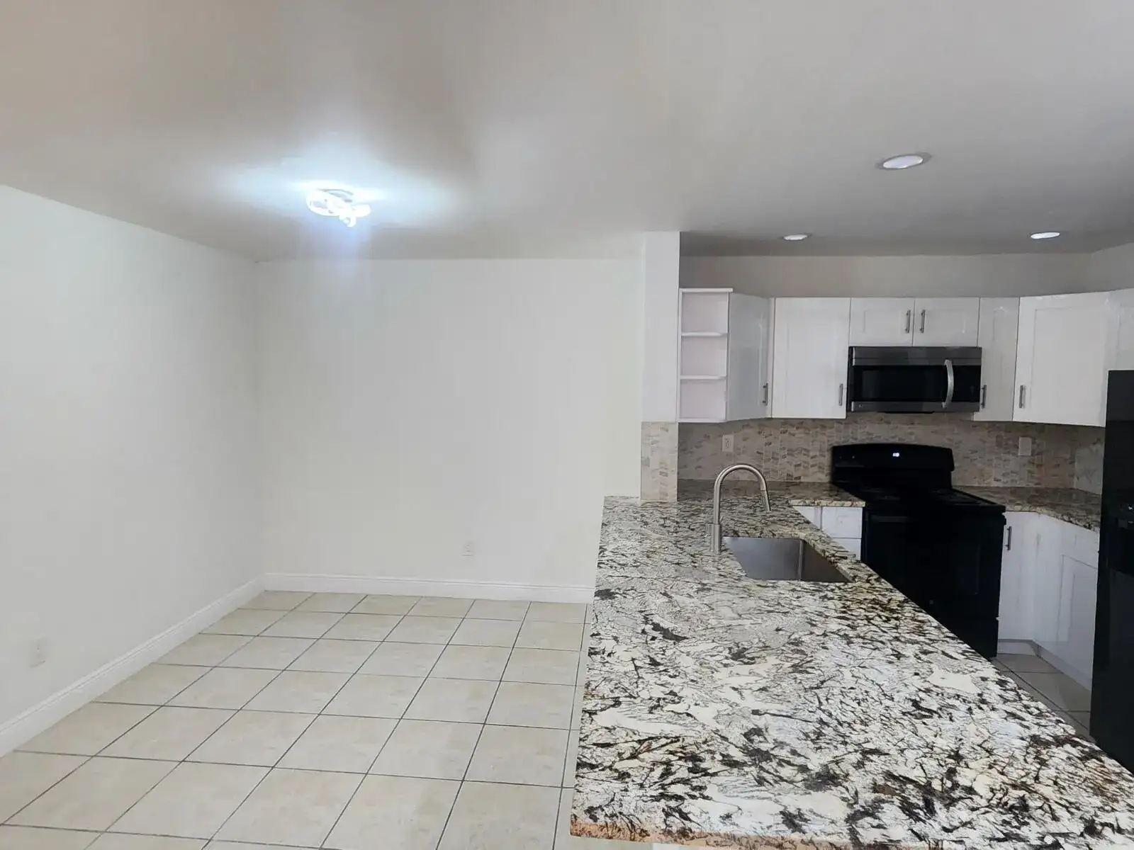 6013 10th Avenue N # 208, FL 33463 photo 5
