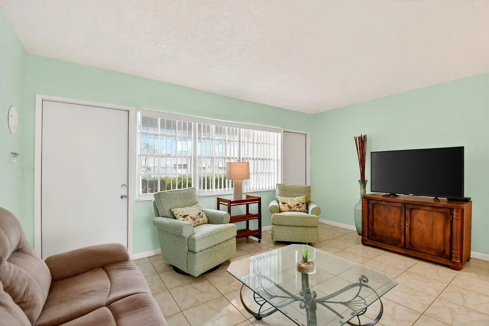 5203 NE 24th Terrace # 105, Fort Lauderdale FL 33308 photo 2