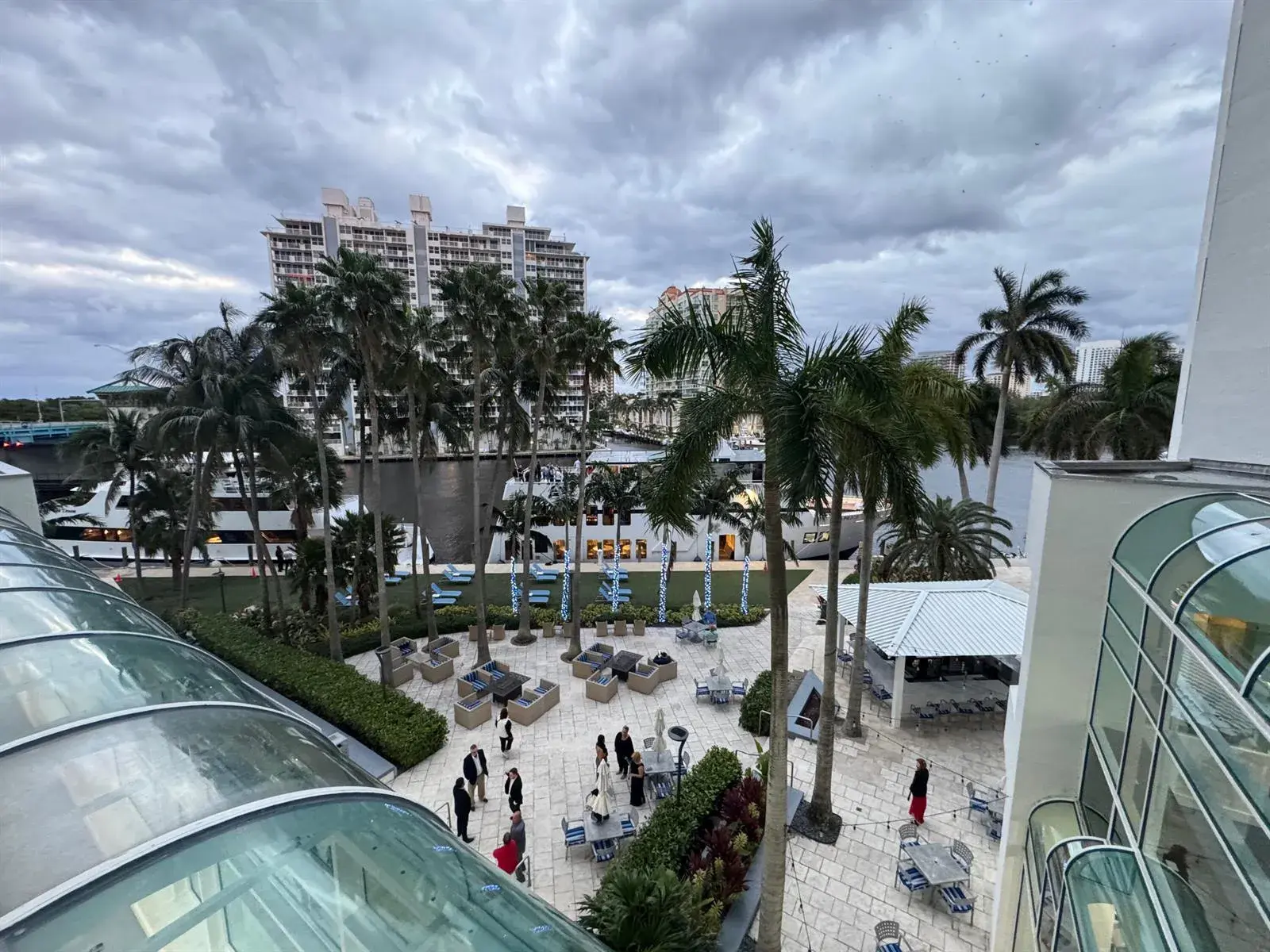 2670 E Sunrise Boulevard # 318, Fort Lauderdale FL 33304