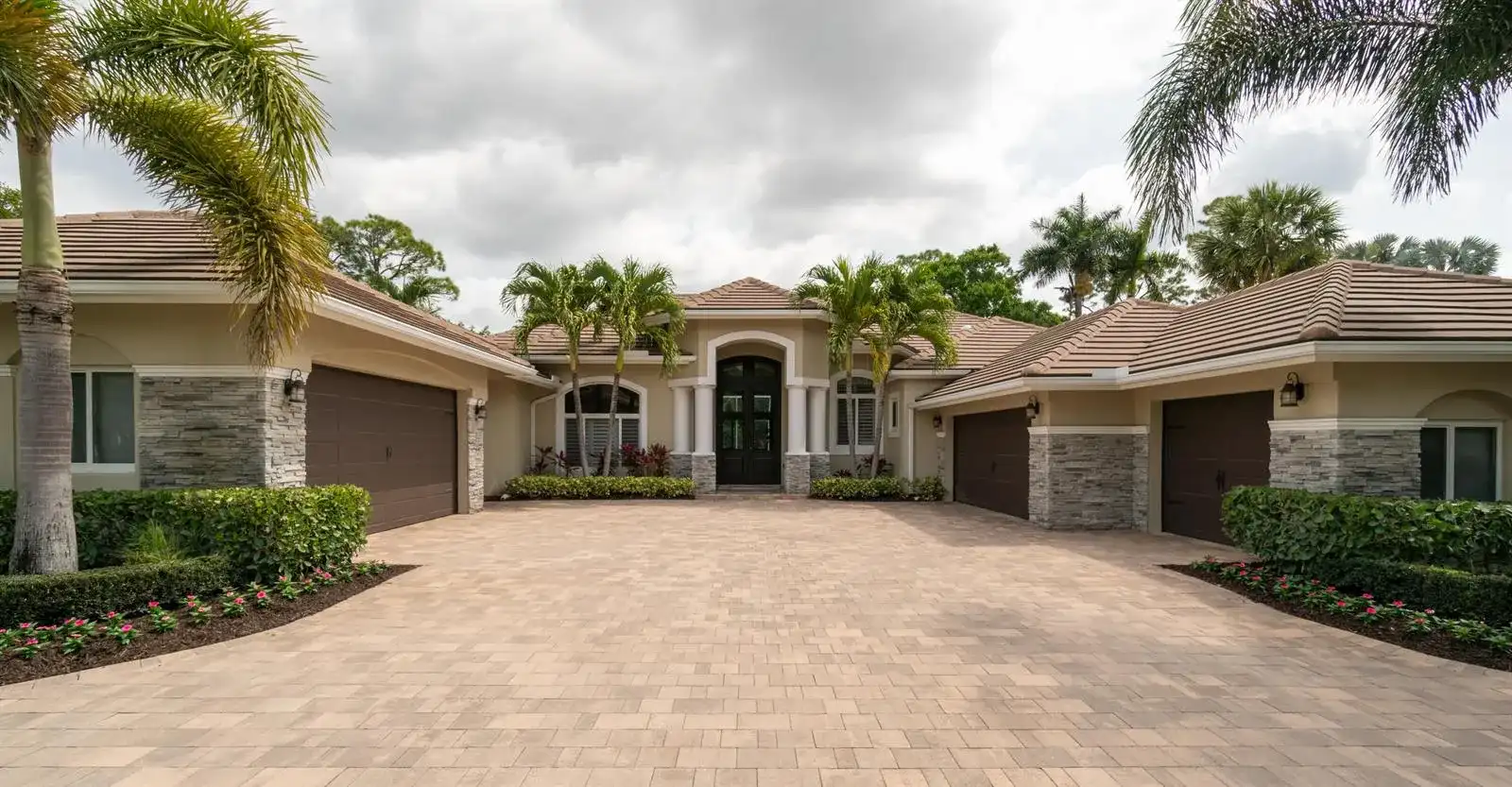 1209 Breakers West Boulevard, West Palm Beach FL 33411