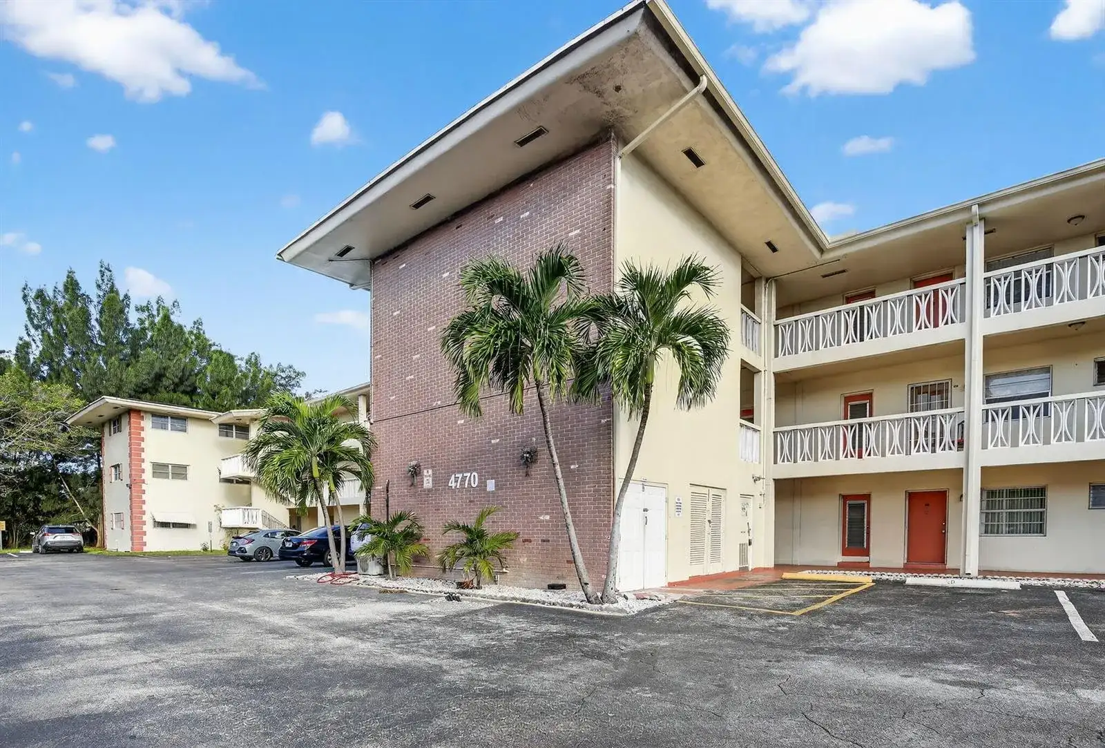 4770 NW 10th Court # 104, Plantation FL 33313 photo 3