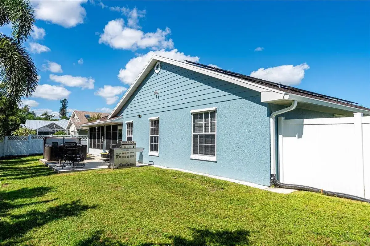 6876 Bronte Circle, Port St. Lucie FL 34952 photo 4