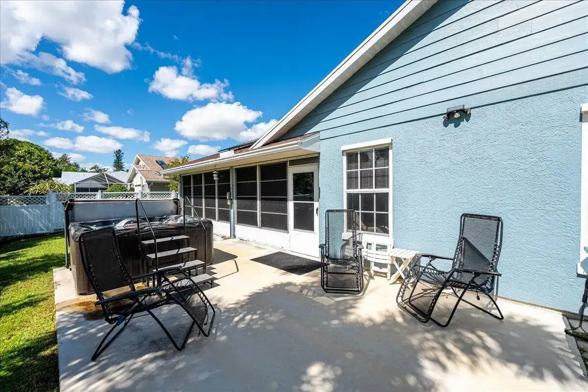 6876 Bronte Circle, Port St. Lucie FL 34952 photo 5