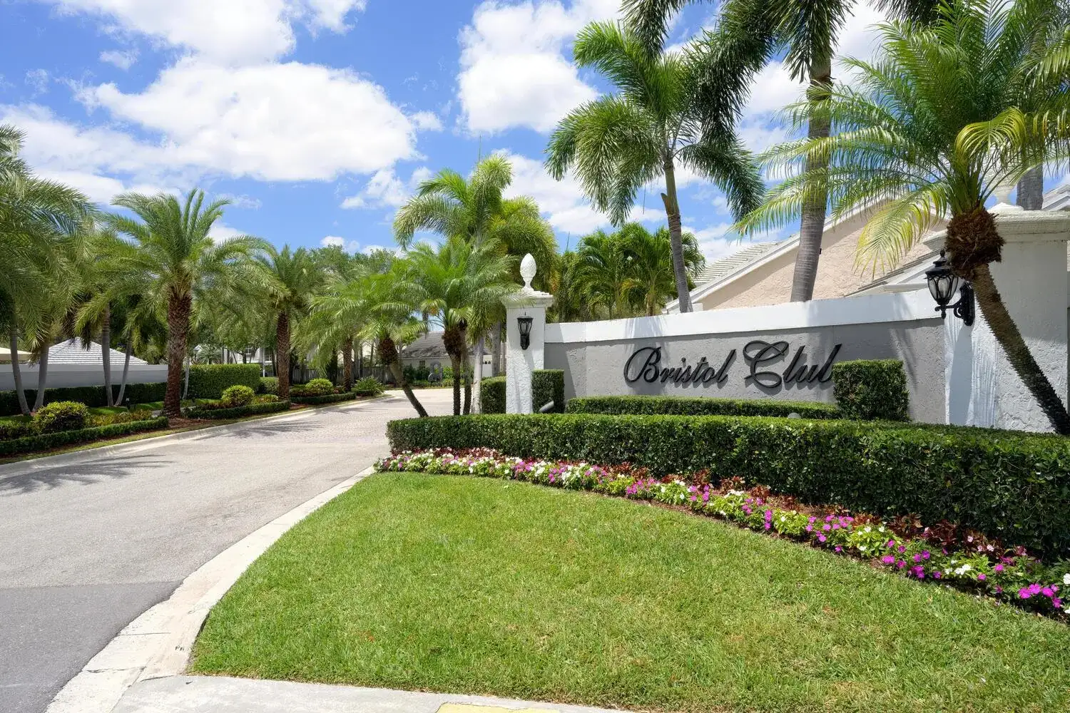 32 Admirals Court, Palm Beach Gardens FL 33418 photo 2