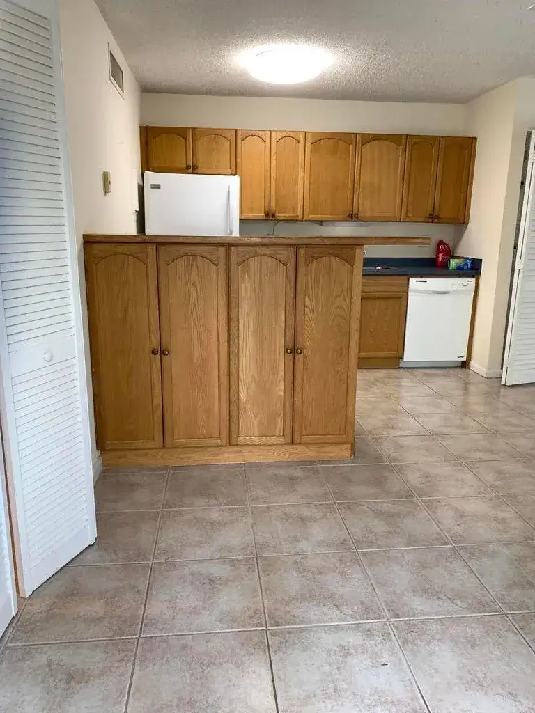 643 Executive Center Drive # 102, West Palm Beach FL 33401 photo 4